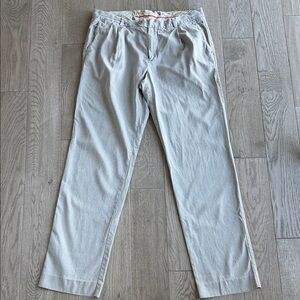 Tommy Bahama Light Beige Chinos 34